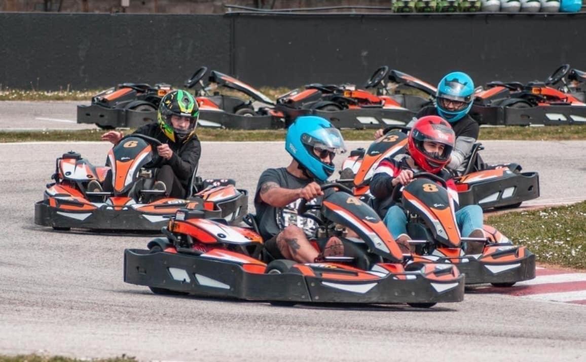 La Villa Del Karting El Teso Dış mekan fotoğraf